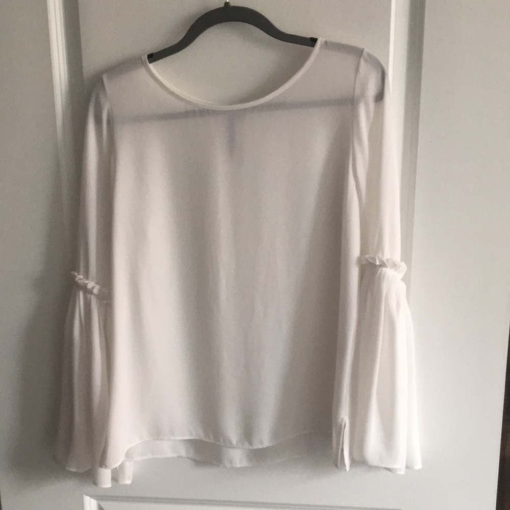 Flared sleeve long sleeve blouse with ruffle detail